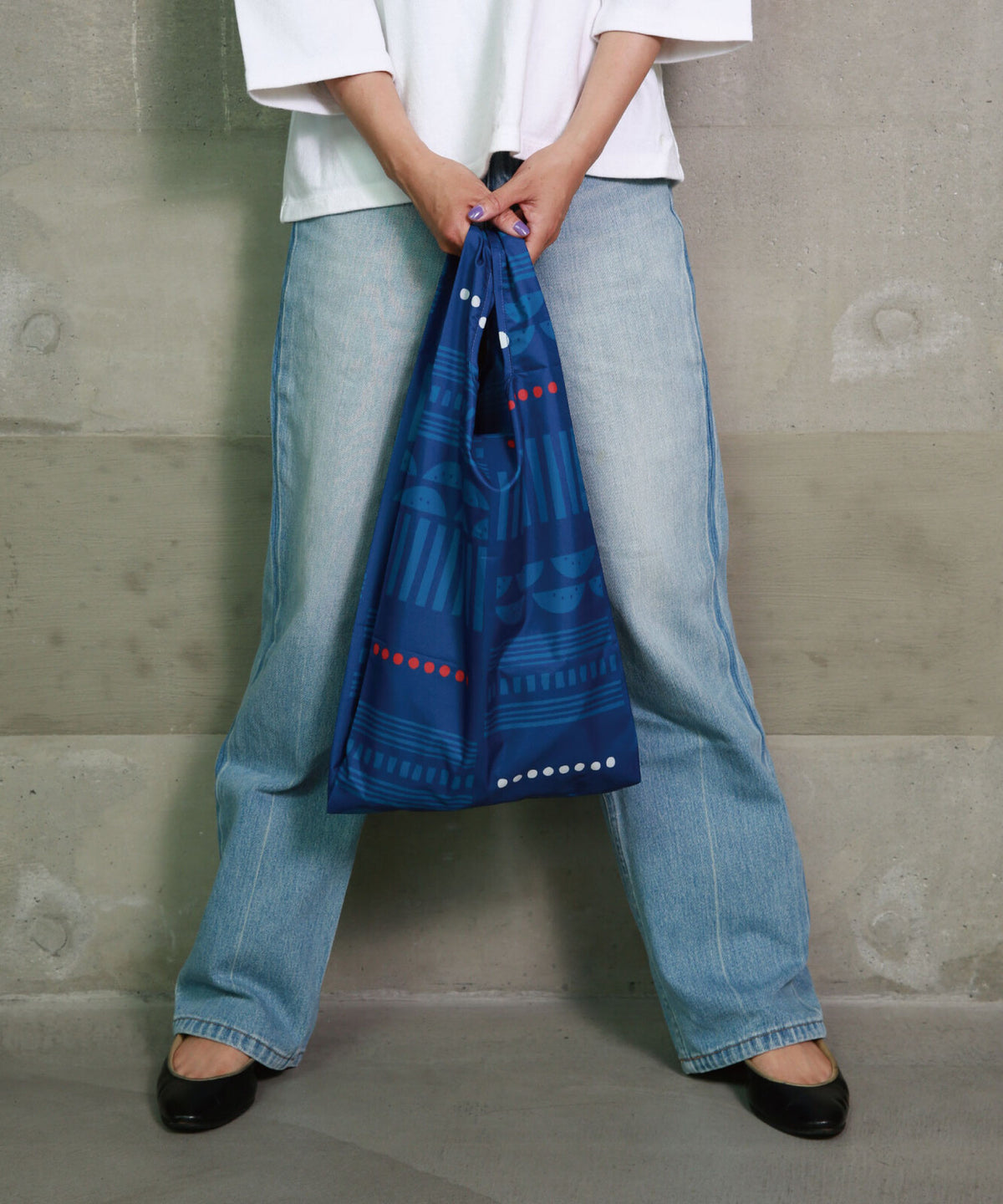 392plusm sand eco bag S ネイビー 使用イメージ