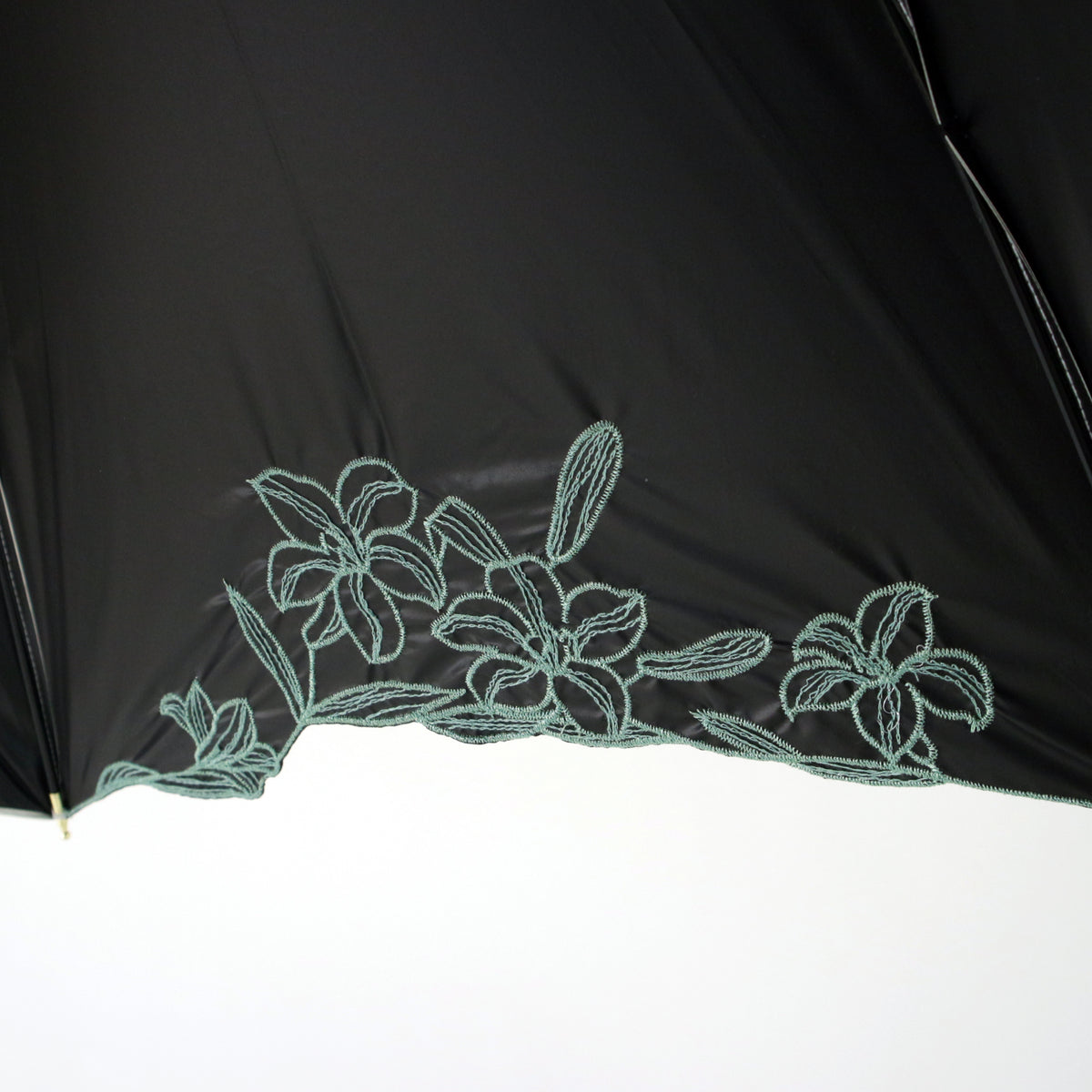 リリー刺繍｜遮光・遮熱 手開き｜晴雨兼用 長傘 55cm