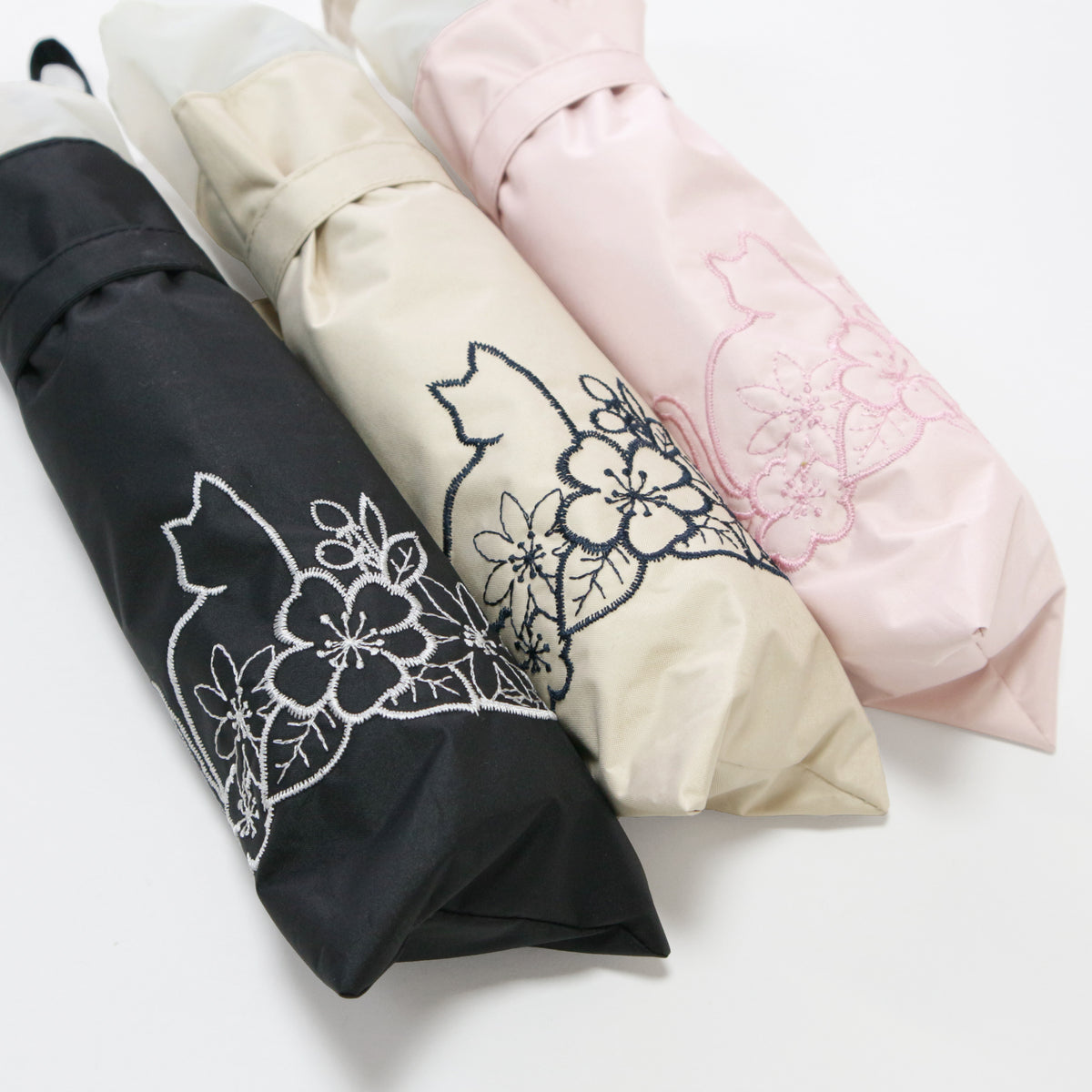 猫とお花刺繍切継ぎ｜遮光・遮熱｜晴雨兼用 折りたたみ傘 50cm