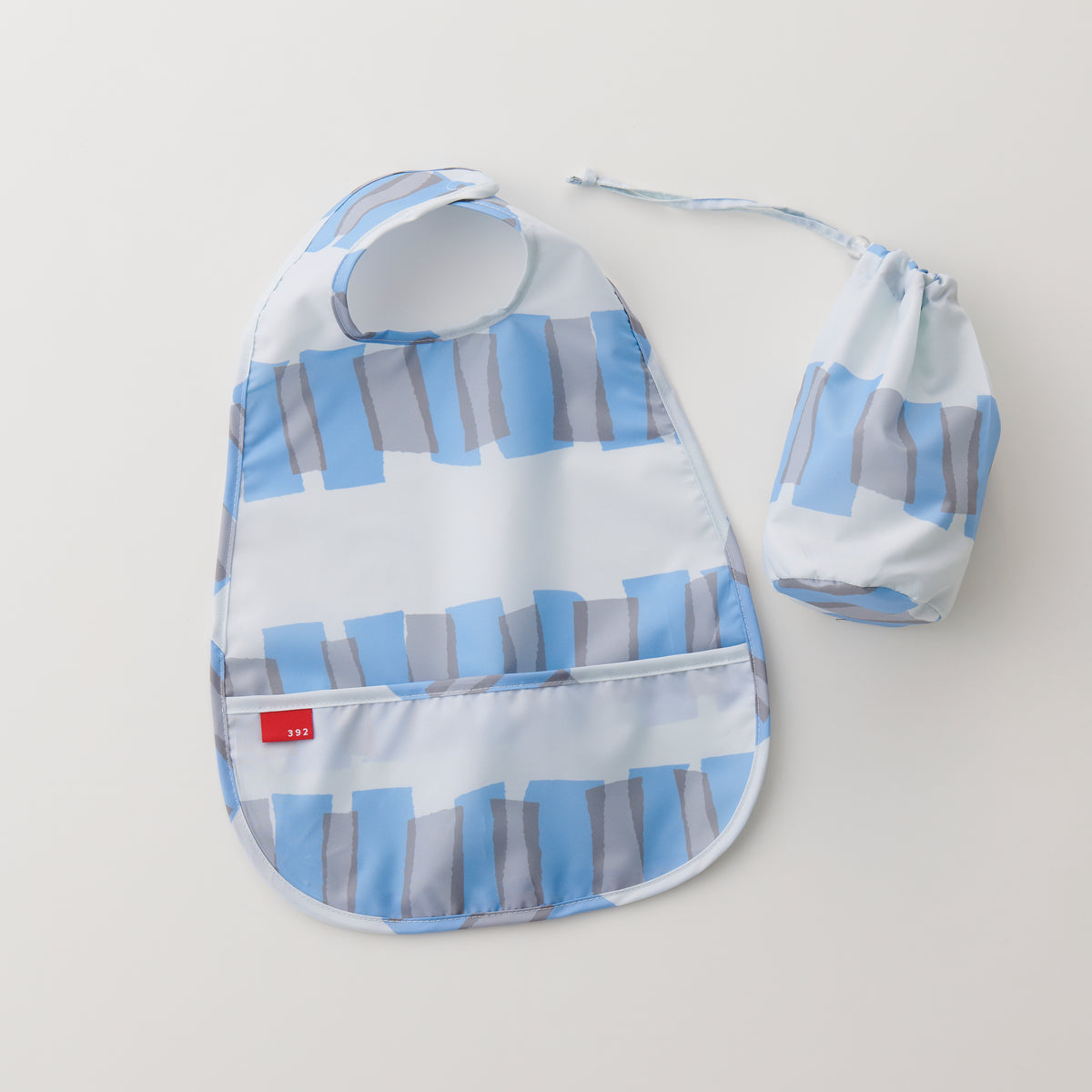 392plusm BABY BIB セロファン ブルー 本体と収納巾着